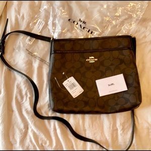 COACH SIGNATURE CROSSBODY BAG